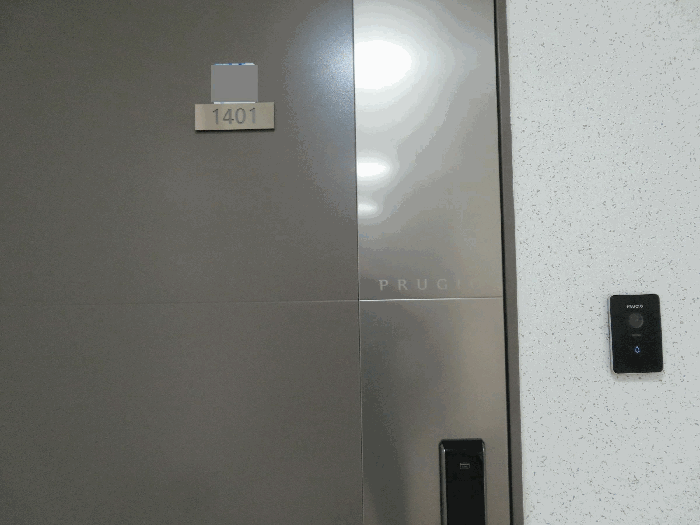 본건(1401호) 현관문