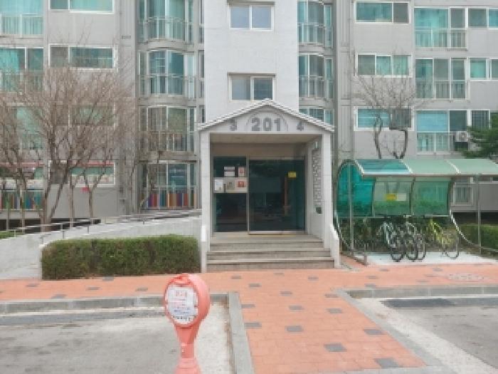 공동 출입구 전경