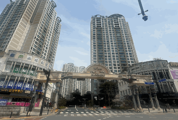 대상물건 소재 단지입구