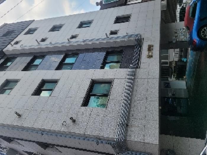 본 건 전경