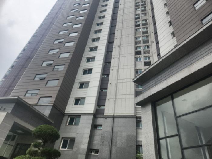 건물 전경