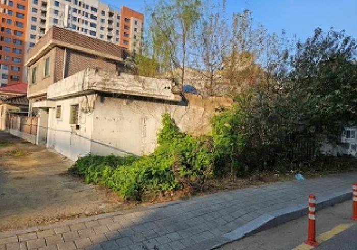 본건 건물 측면 전경 