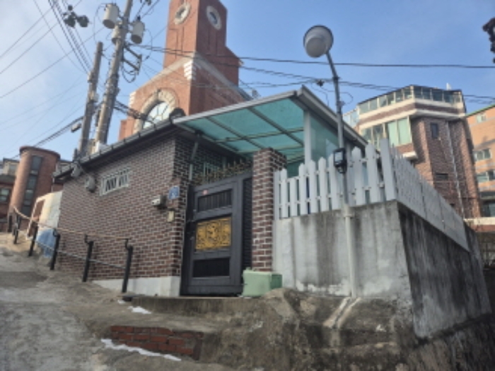 건물 전경