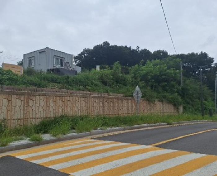 1번 토지 일부(길 건너편)