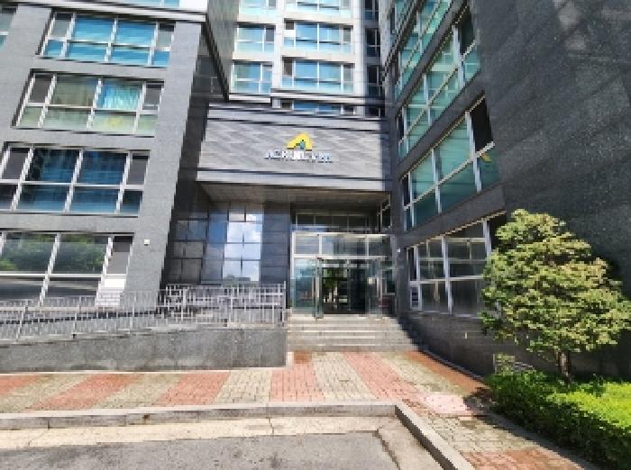 공동 현관 입구 전경