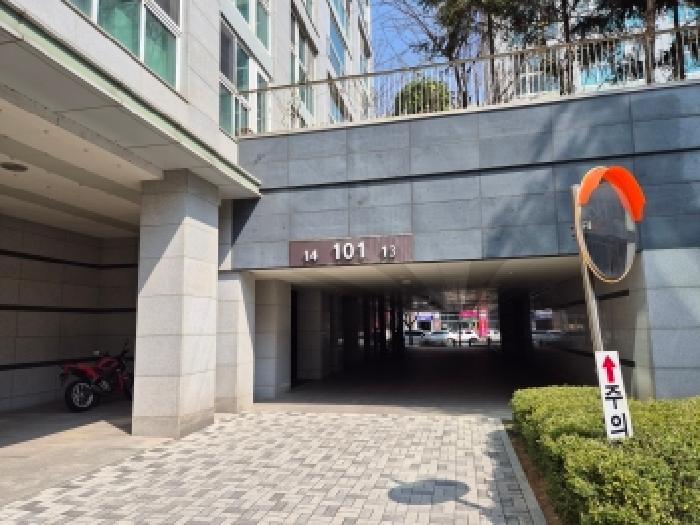 공동출입구