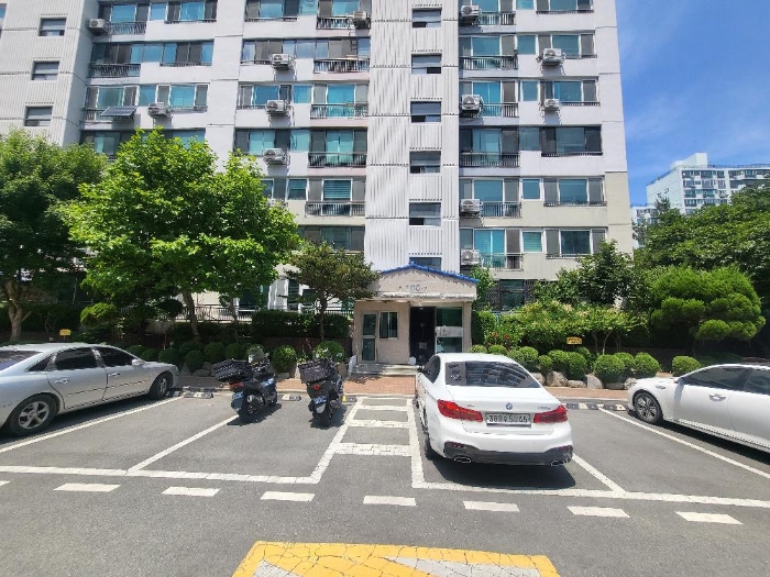 본건 출입구 전
