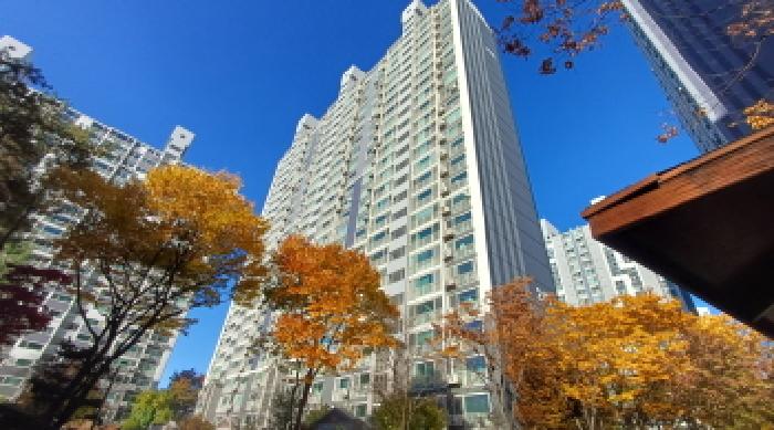 215동 건물 전경