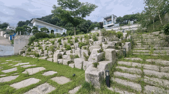본건 지상 석축