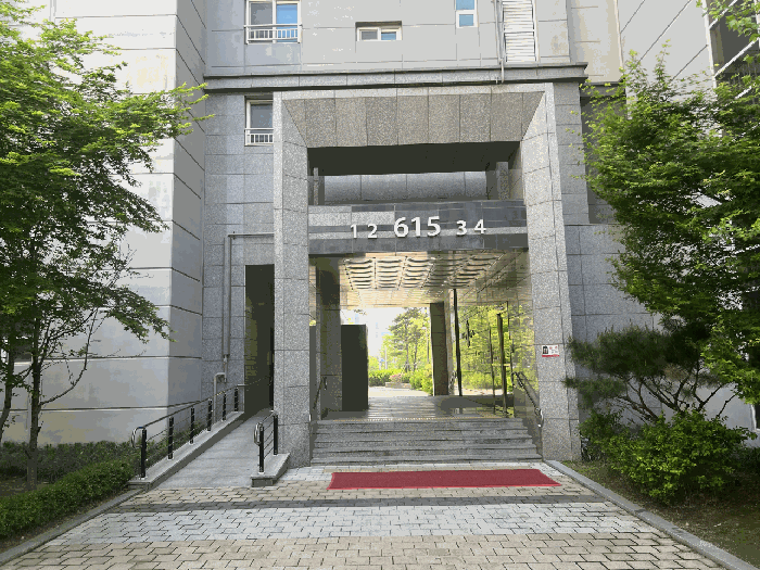 1층 출입구