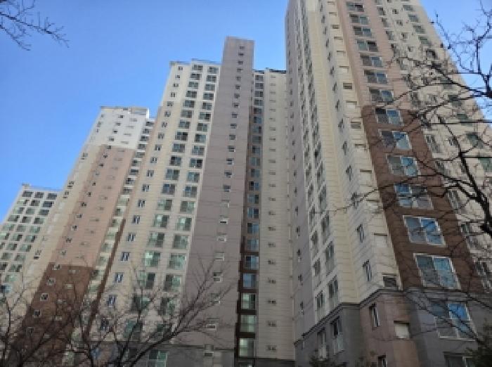 해당 부동산(아파트) 전면 모습
