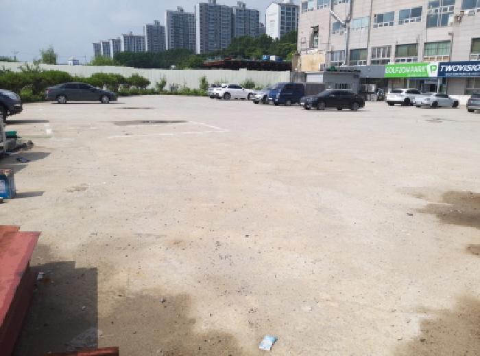 * 본건 목적물 1. 4. 전경(주차장)