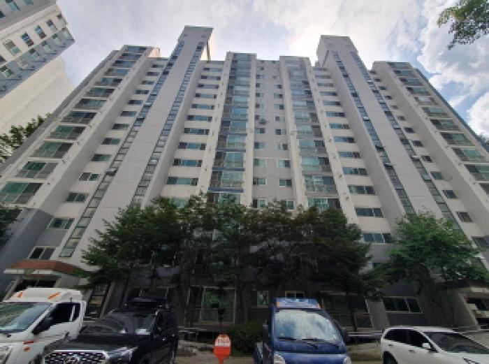 102동 전경