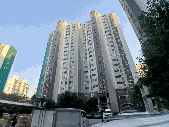 408동 전경