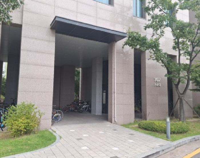 공동 출입구