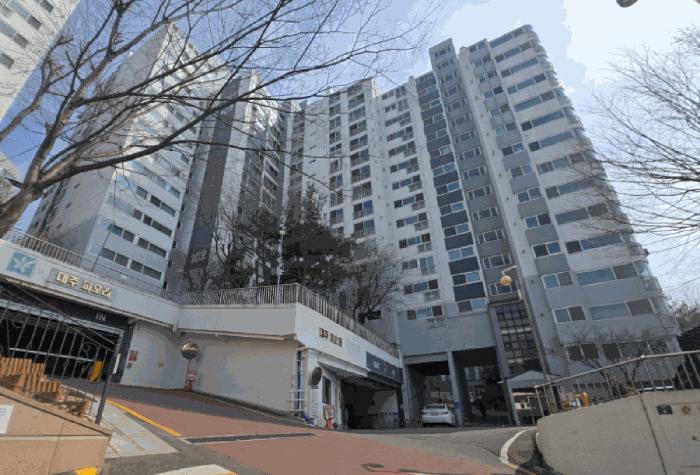 102동 전경