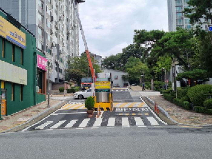 주출입구(정문)