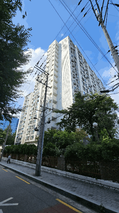 < 남측에서 본