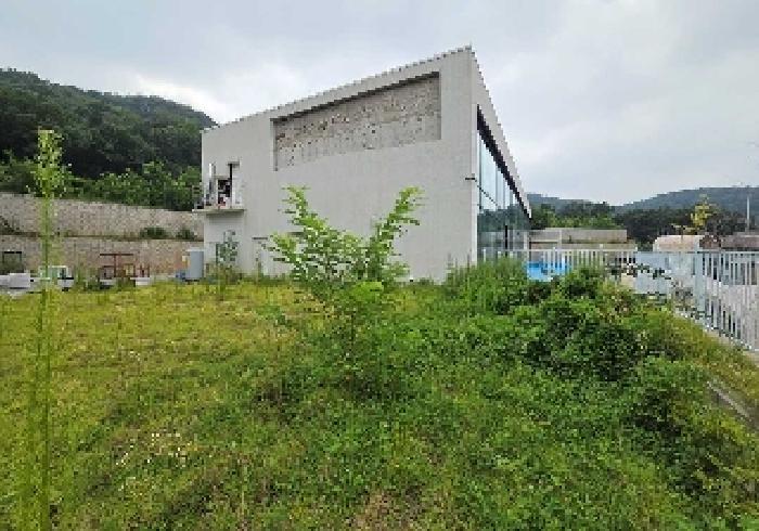 건물 측면