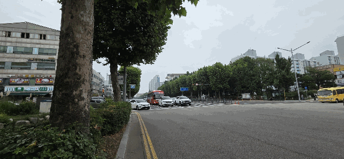 북동측 도로 및