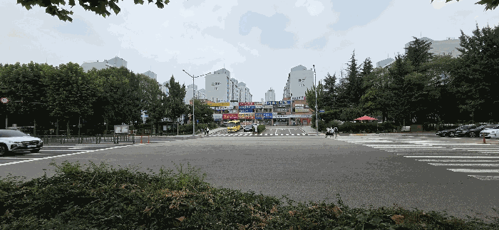 단지 주 출입구