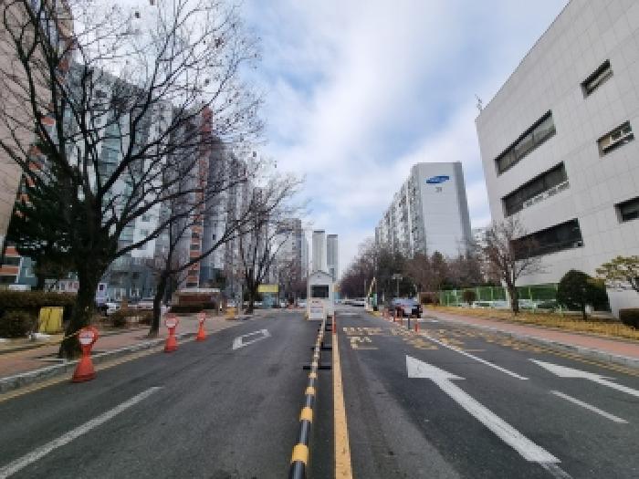 아파트 출입구