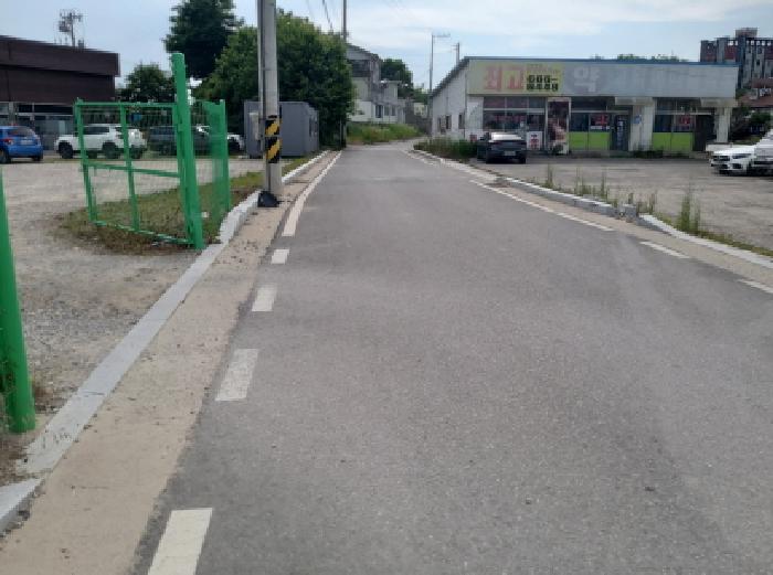 * 본건 목적물 인접도로 전경