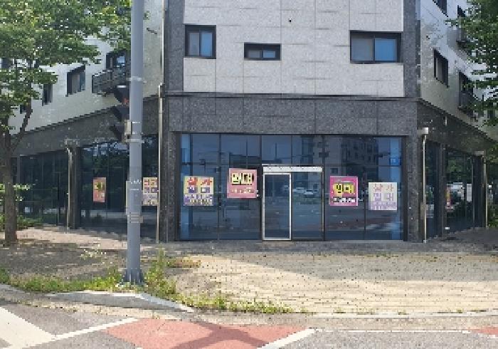 표시 목록 2번 건물 전경