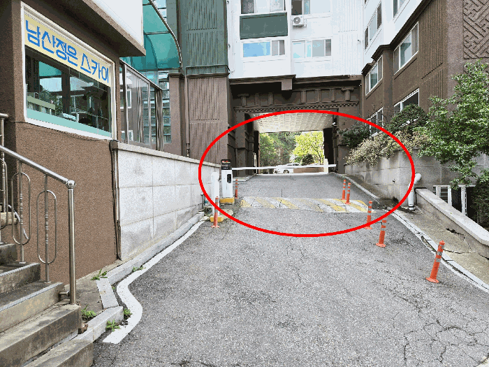 본단지 주출입구