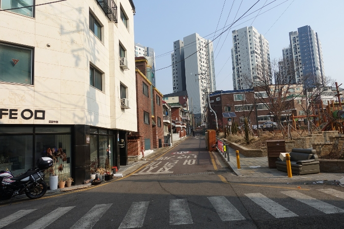 주변 환경 - 북동측으로 촬영