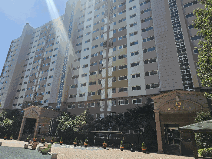 901동 전경