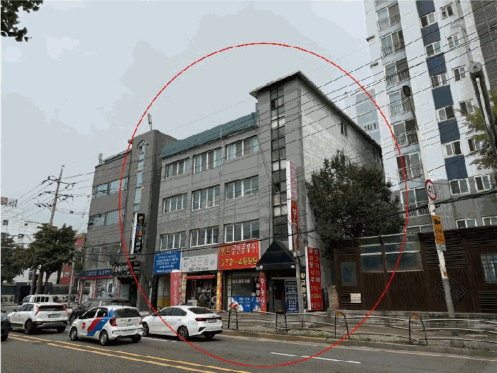 본건 전경 - 남서측에서 촬영