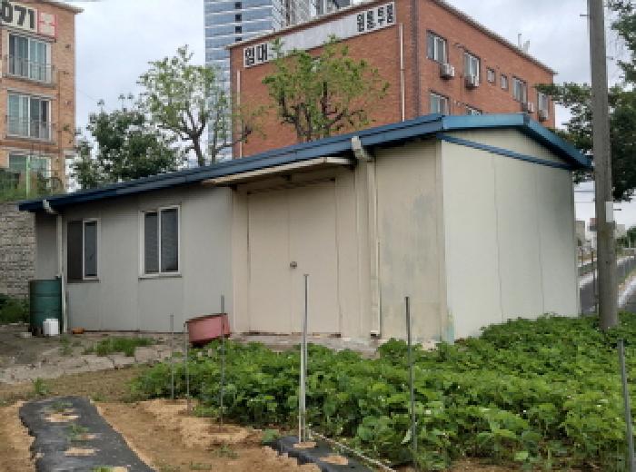 * 본건 목적물 1. 전경(창고)