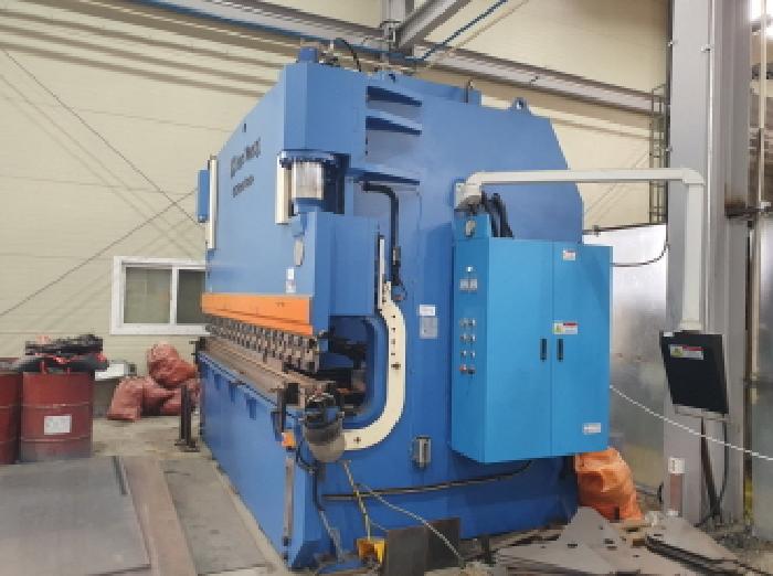 2022년 9월, 목록 기호3. HYD`SINGLE C.N.C PRESS BRAKE M/C 전경(3)