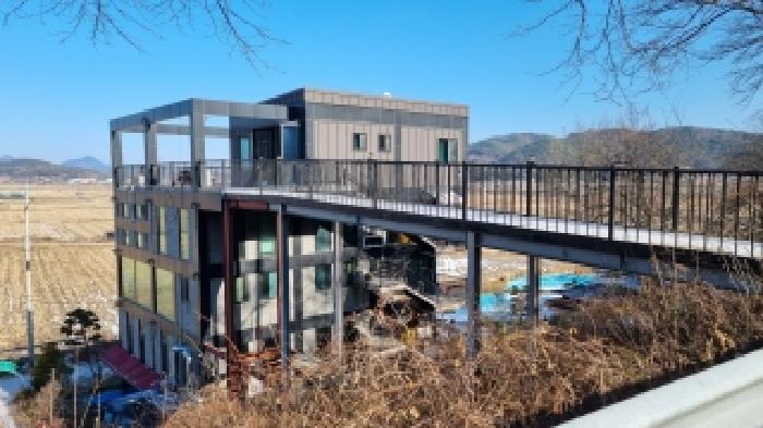 순창 풍산 대가 513-3 경매물건1번(현,대) 및 경매물건2번 건물 도로가에서 바라 본 사진