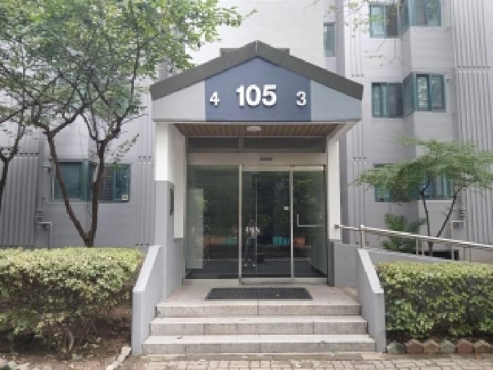 공동출입문