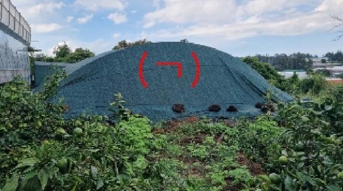 소재지4(위미리 2633) 지상에 소재한 제시외 건물(ㄱ)