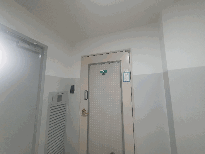 본건 호수 출입