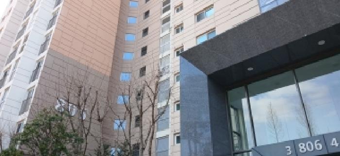 건물 전경
