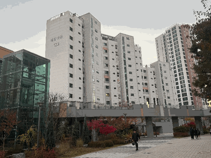 본건 건물 전경