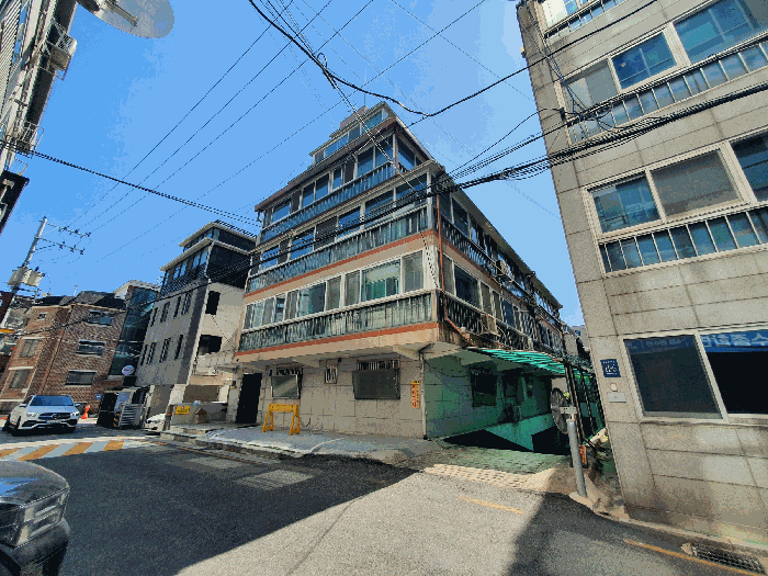 본건 소재 건물