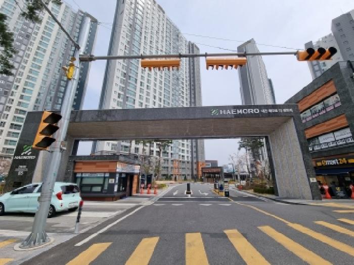 아파트 출입구