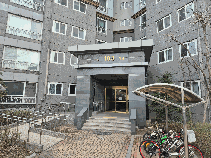 공동 출입구 전경