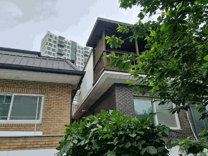 제시외건물(ㄱ,ㄴ)