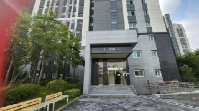 공동출입문