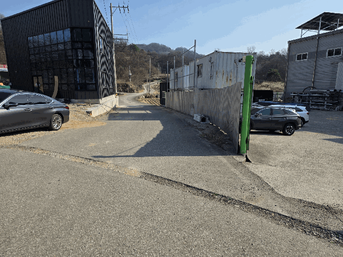 기호 9) 북측 끝 부근