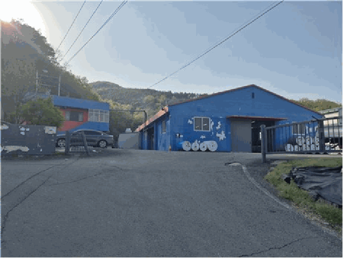 본건