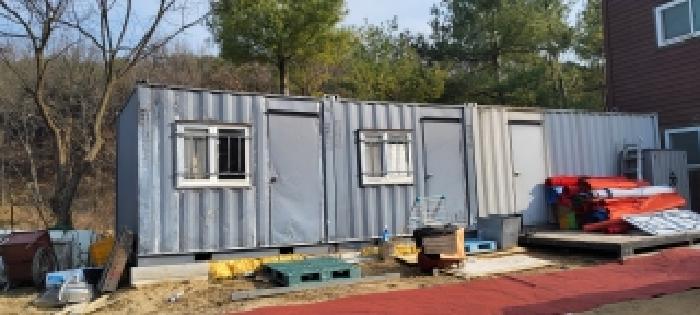 목록6 토지 전경(1) 제시외 컨테이너 3동 소재