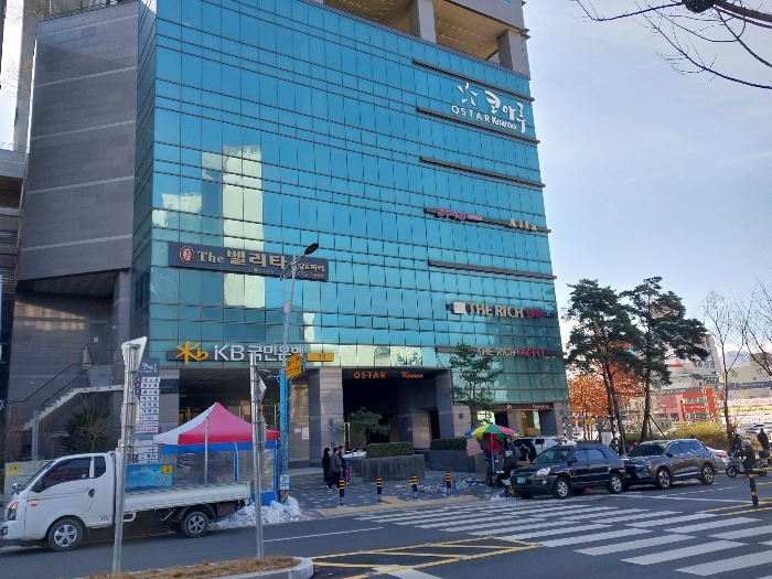 북서측에서