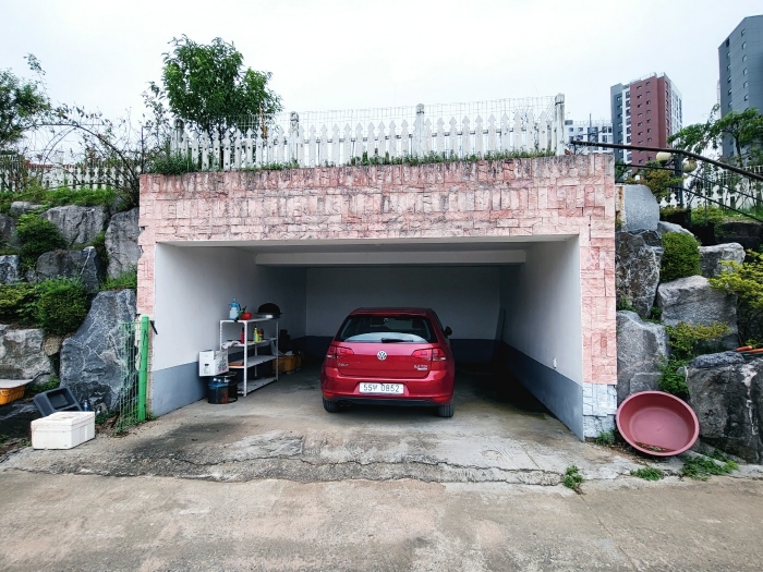 기호(3) 차고 전경